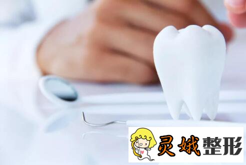上海种植牙价格表2021新版公布，种植牙注意事项|种植牙案例